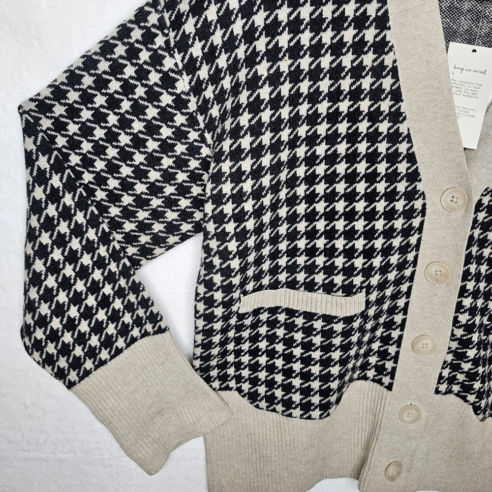 NWT Women's Medium Cozy Knit Houndstooth Cardigan Scottish, Tradition, Old Money - Picture 4 of 15
